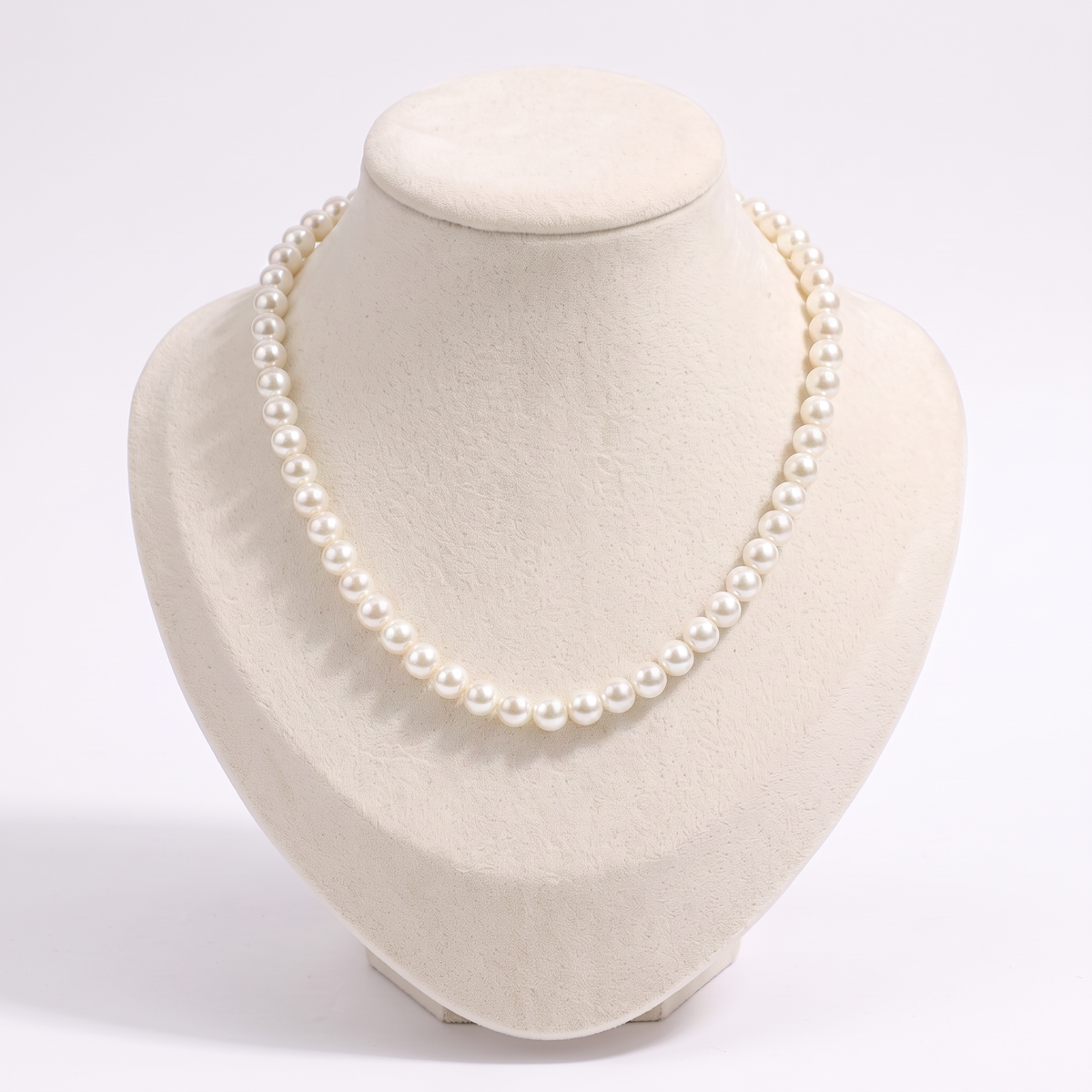 Collier de perles nacrées 12 mm, vue de face