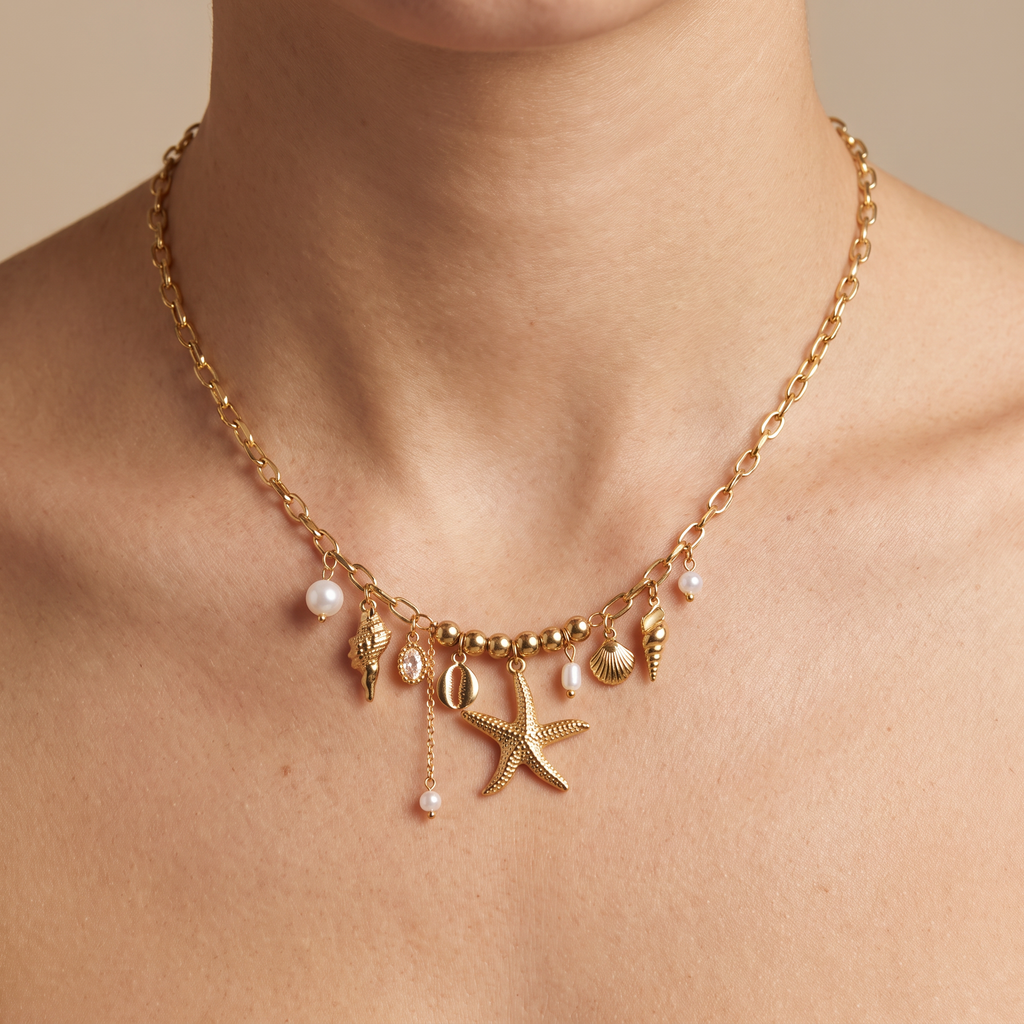 Collier charms étoile de mer, porté, doré
