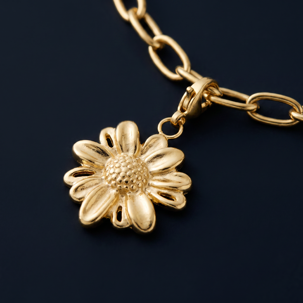 Collier fleur à breloques, ensemble à composer, motif en gros plan