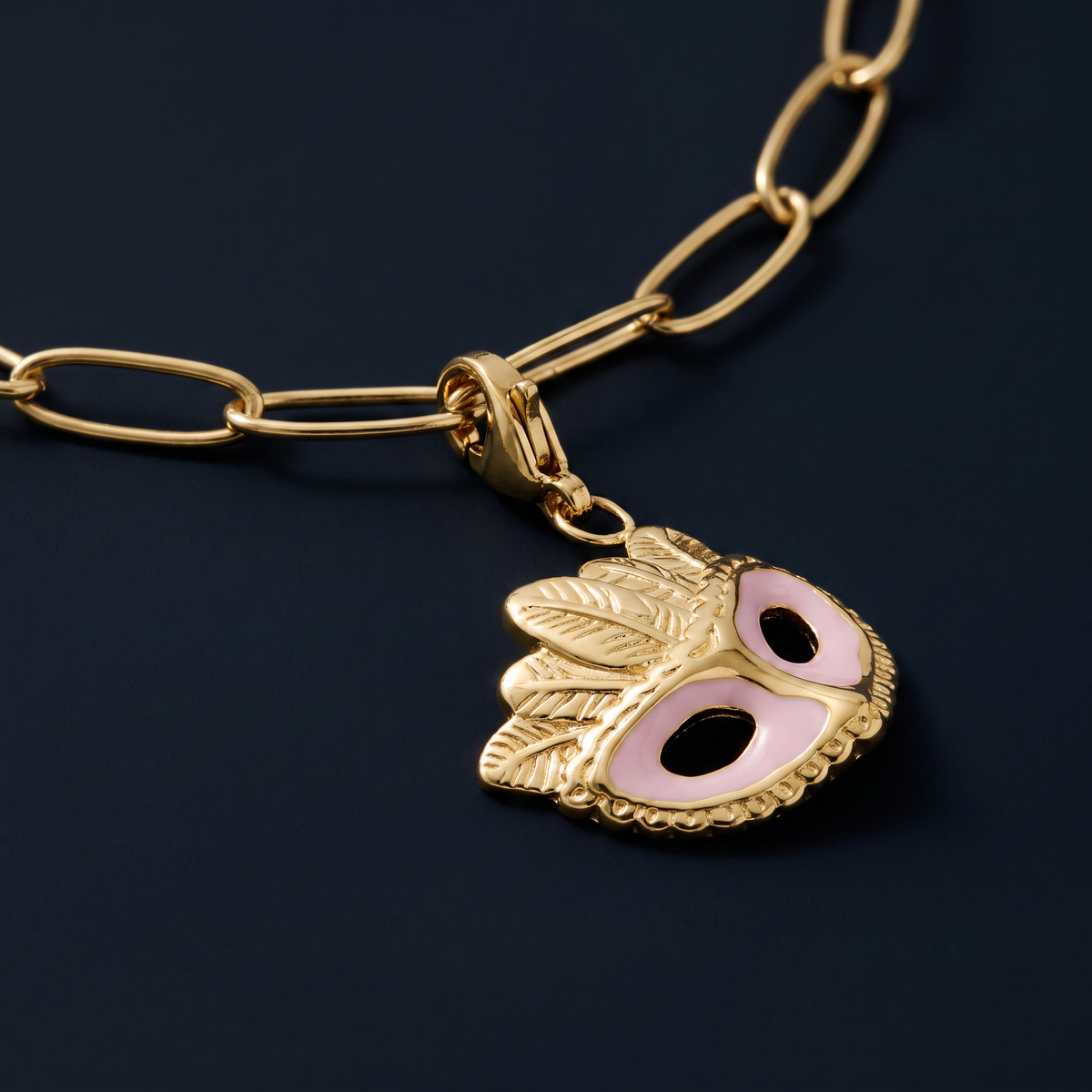 Collier cœur à breloques roses, ensemble à composer, motif en gros plan