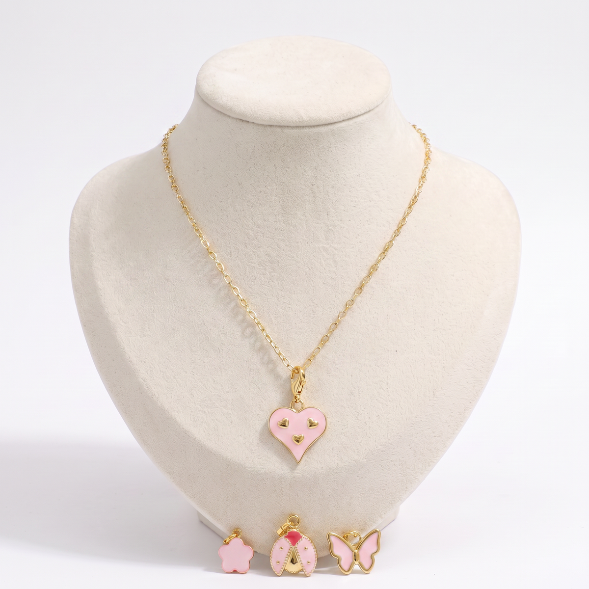 Collier cœur et papillon à breloques, ensemble à composer, vue de face