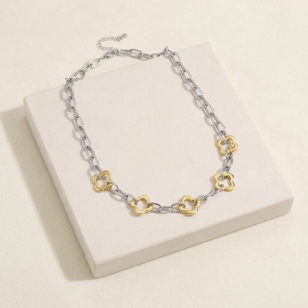 Collier trèfle sur chaîne — Doré et argenté