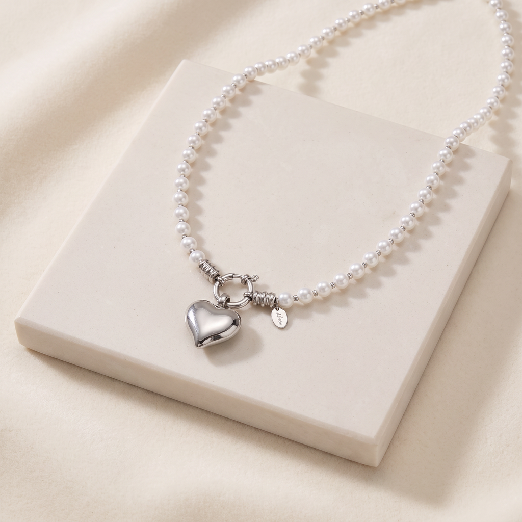 Collier cœur en perles — Argenté