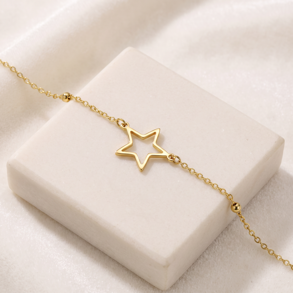 Collier ras de cou étoile — Doré