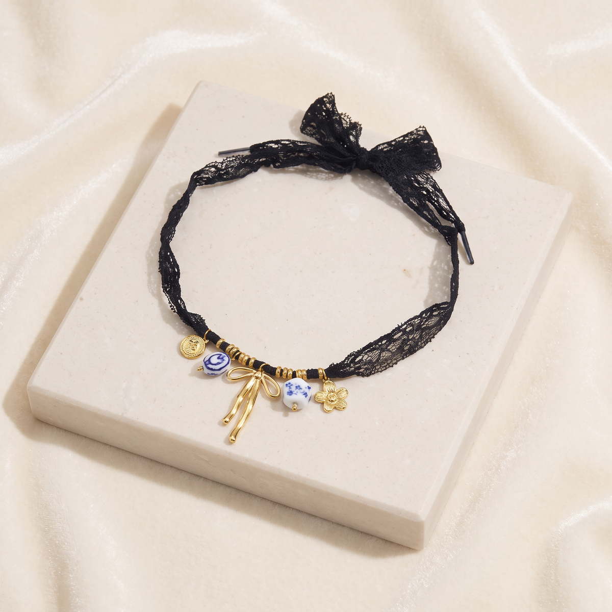Collier foulard tressé doré — Doré