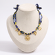 Collier cœur et soleil bleu sur cordon foulard, vue de face