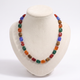 Collier de perles effet marbré de forme rectangulaire, vue de face, multicolore