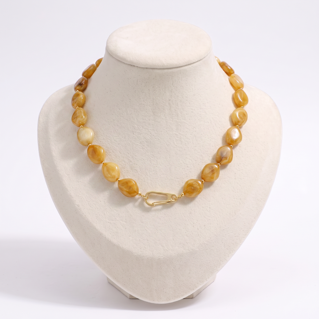 Collier de perles à forme organique 50 cm, vue de face