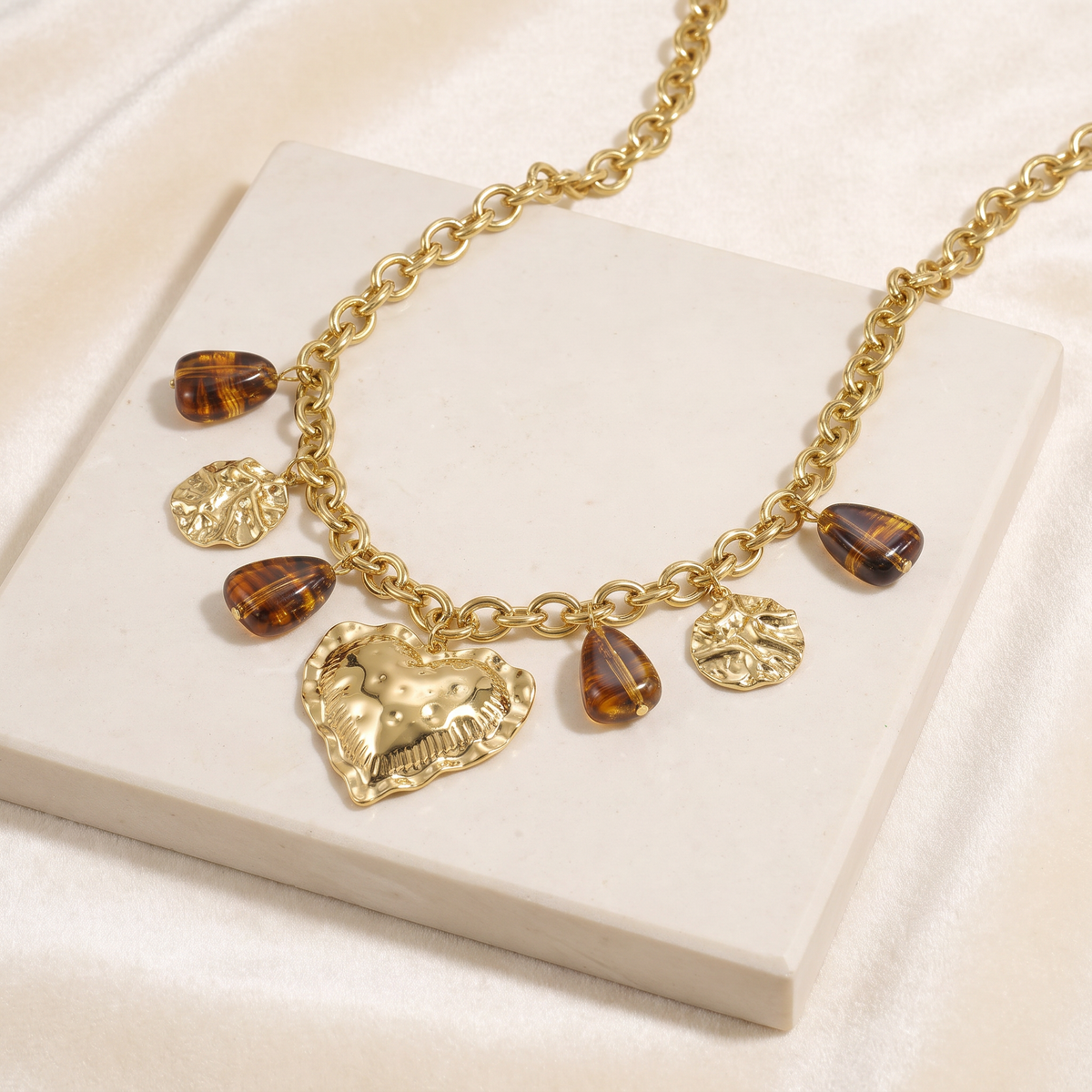 Collier cœur doré en perles 43 cm — Doré