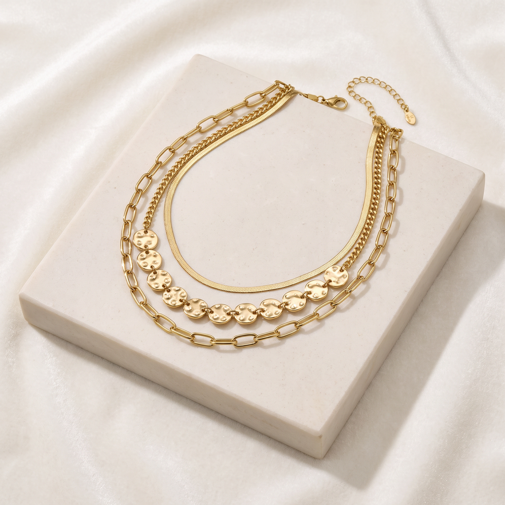 Collier doré à finition texturée triple rang — Doré