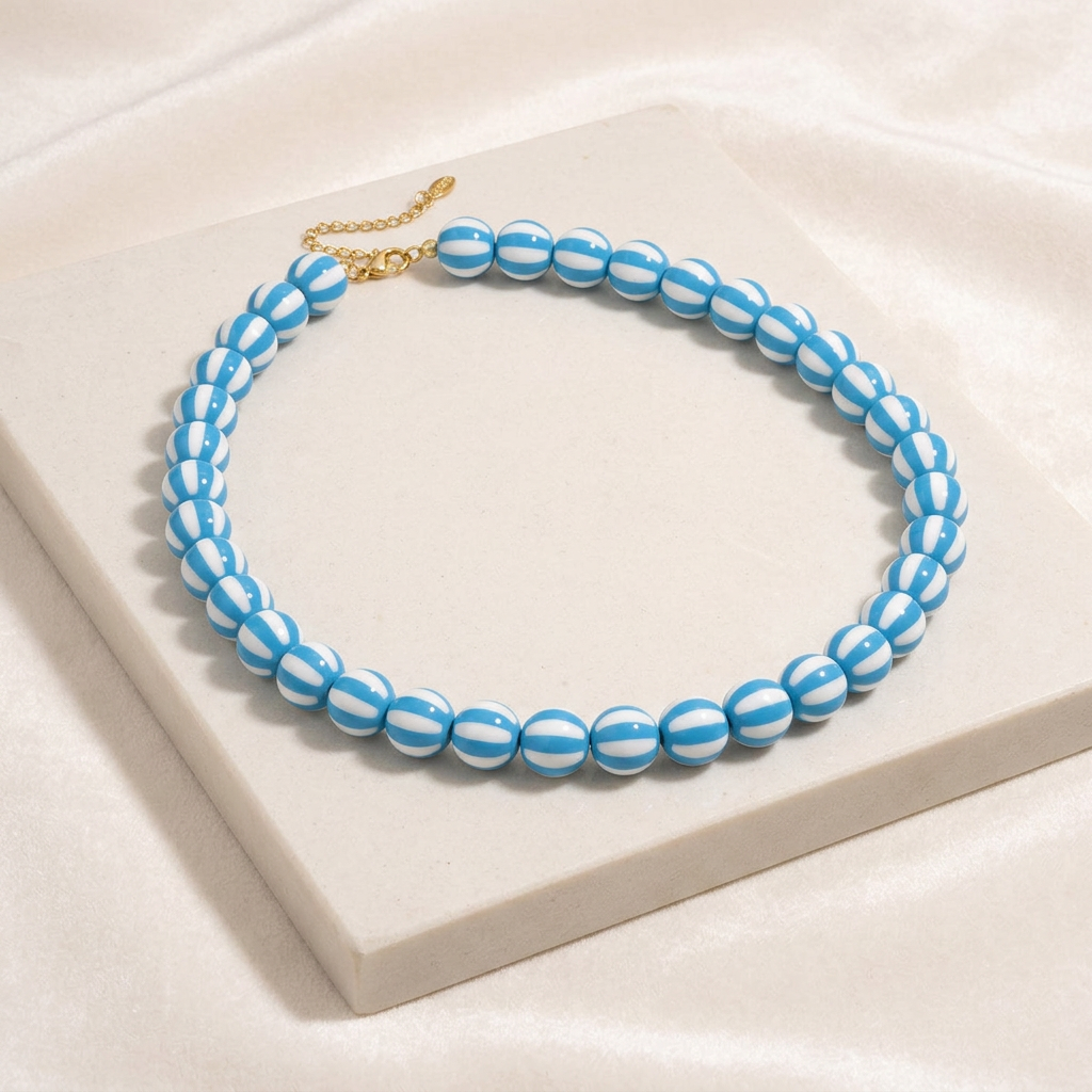 Collier de perles rayé en couleurs — Bleu
