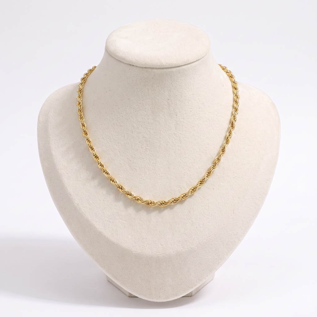 Collier ras de cou doré maille torsadée, vue de face