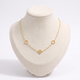 Collier trèfle minimaliste sur chaîne, vue de face, doré