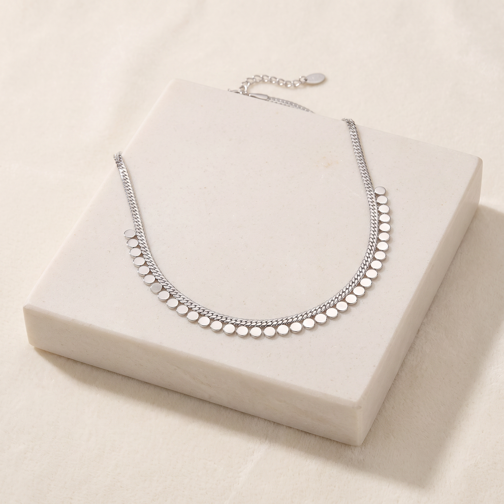 Collier ras de cou tressé à pois — Argenté