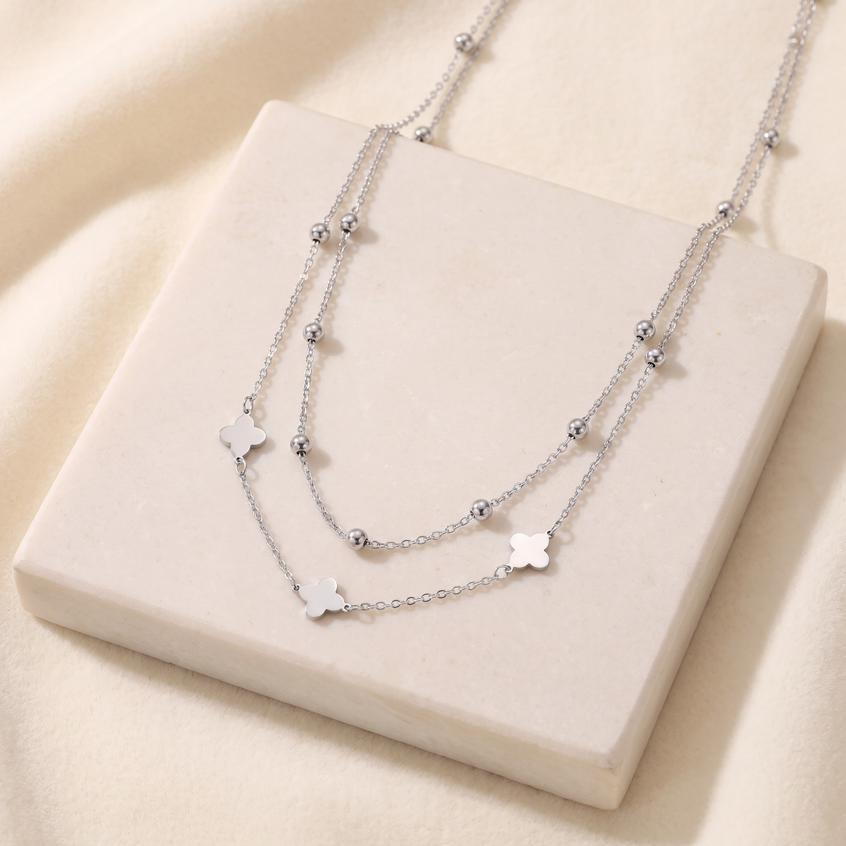 Collier trèfle à boules double rang — Argenté