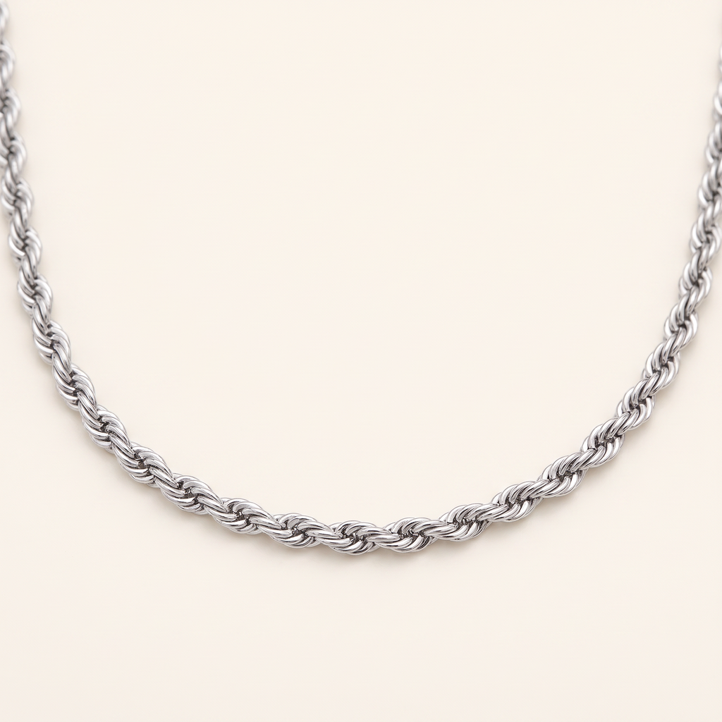 Collier chaîne maille torsadée 2 mm 40 cm, détail du motif, argenté