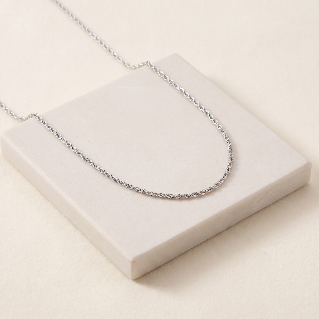 Collier chaîne maille torsadée 2 mm 40 cm — Argenté