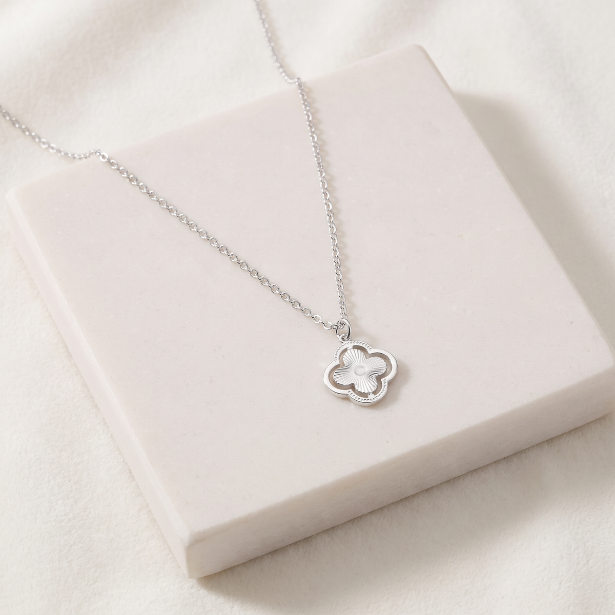 Collier trèfle double rang — Argenté