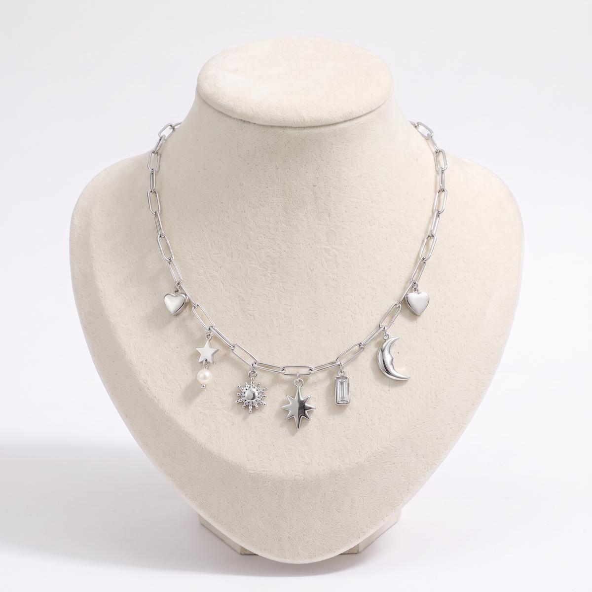 Collier lune et soleil maille trombone, vue de face, argenté