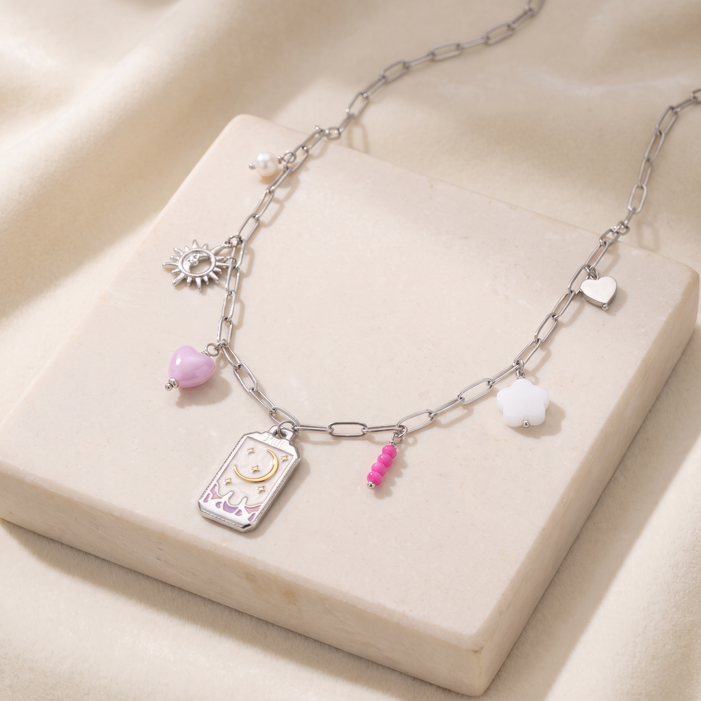 Collier charms lune en émail coloré — Argenté