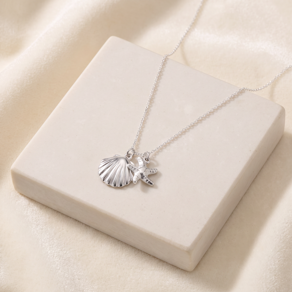 Collier étoile de mer et coquillage — Argenté