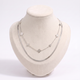 Collier cœur et trèfle double rang, vue de face, argenté