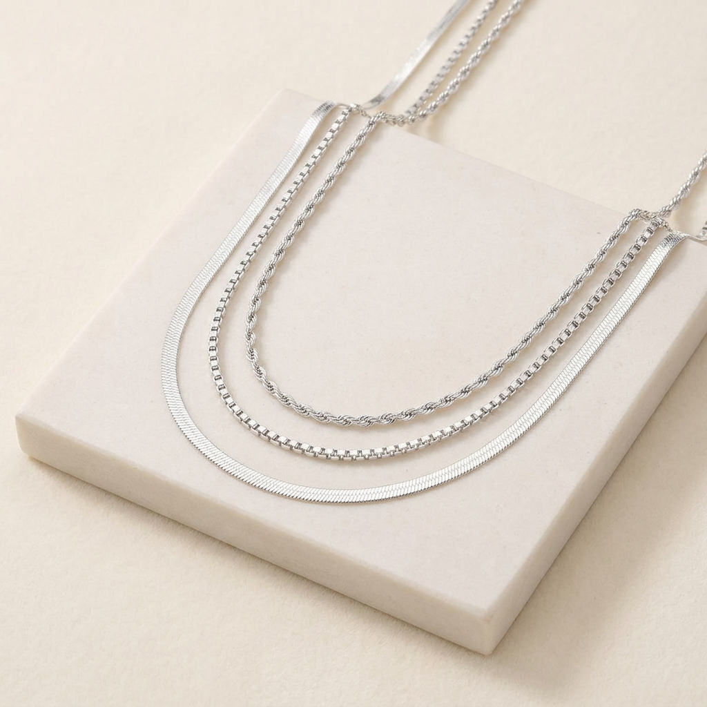 Collier à finition texturée triple rang — Argenté