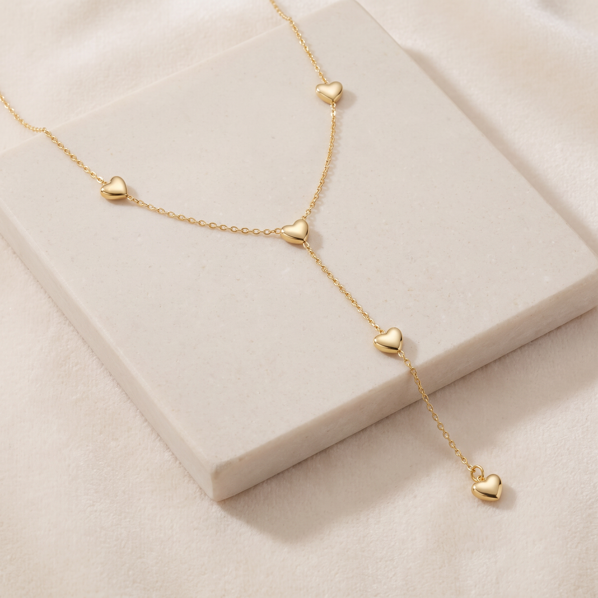 Collier cœur maille fine à motifs multiples — Doré