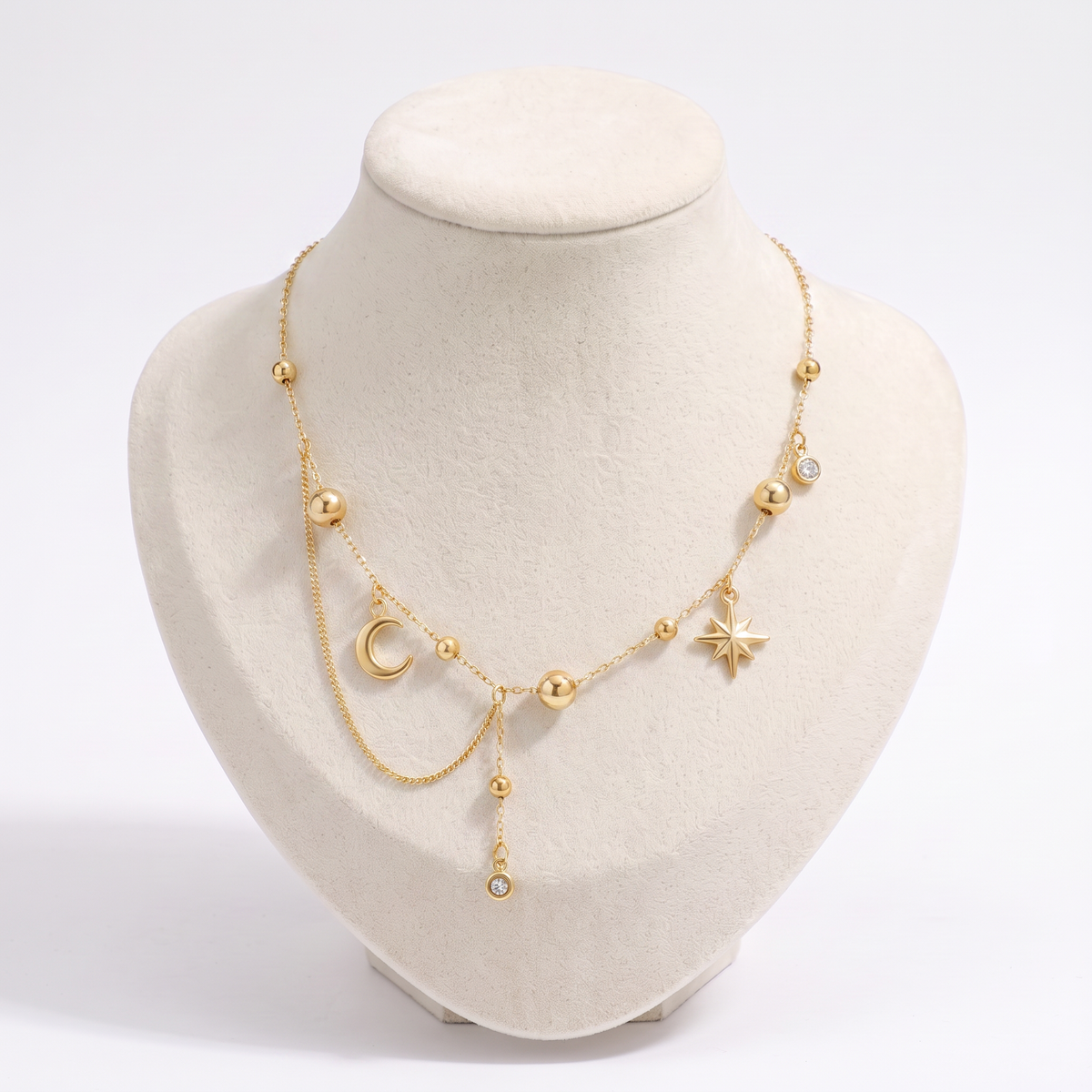 Collier étoile et lune à strass, vue de face, doré