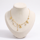 Collier charms étoile de mer effet nacré, vue de face, doré