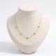 Collier cœur maille fine à motif bombé, vue de face, doré