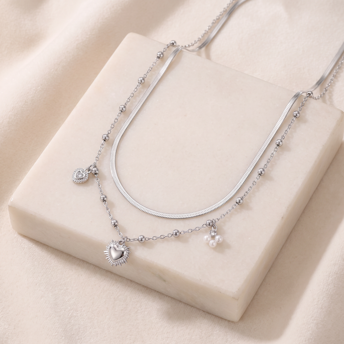 Collier cœur et breloques double rang — Argenté
