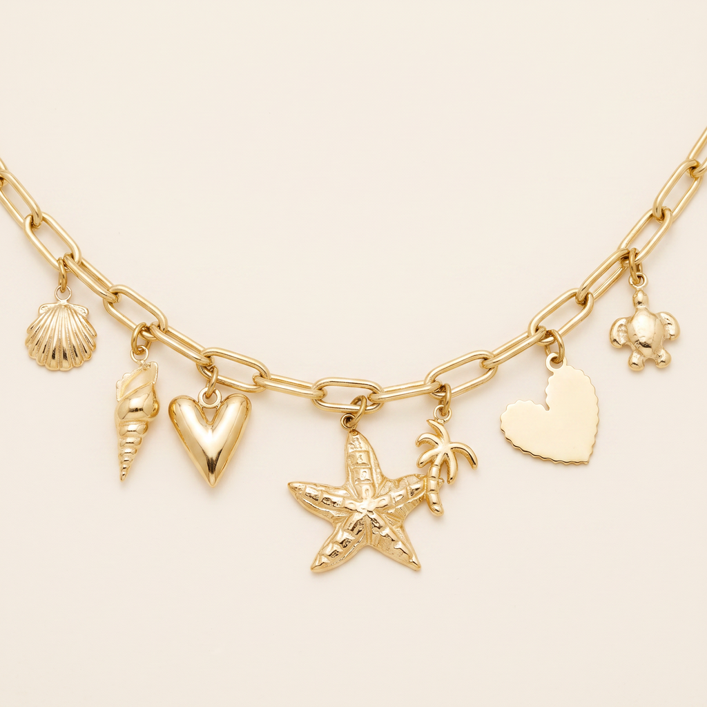 Collier coquillage grosse maille esprit estival, détail du motif, doré