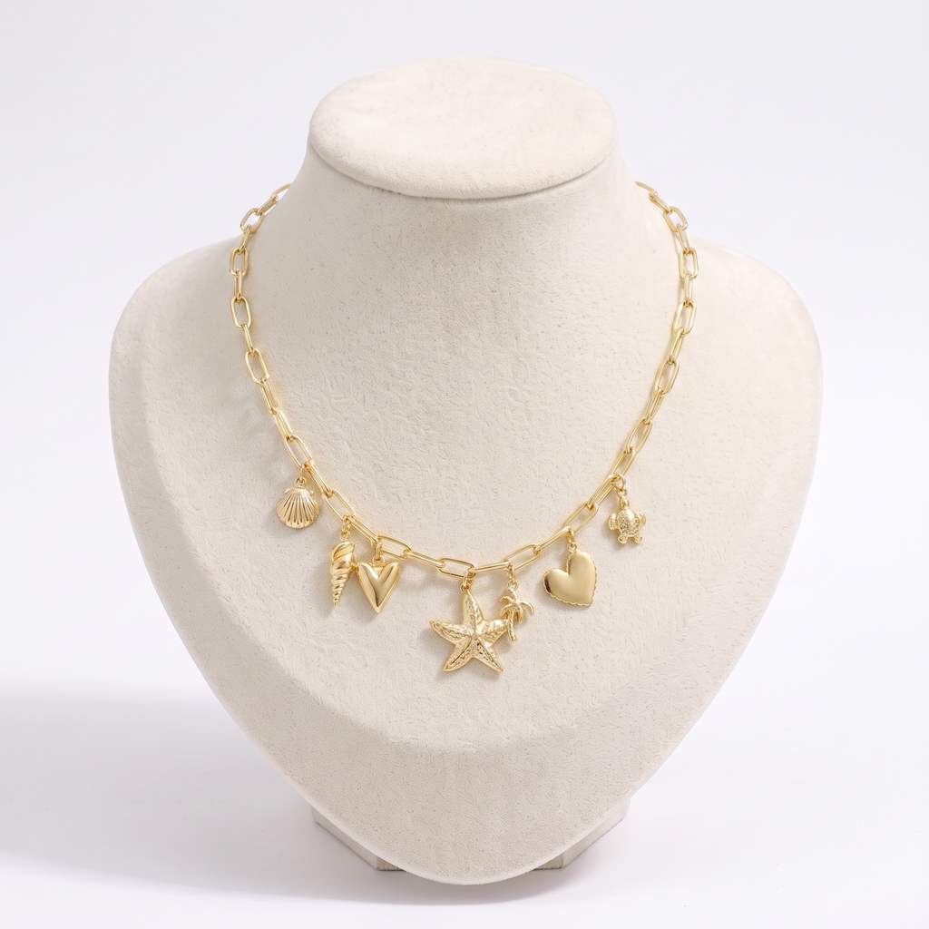 Collier coquillage grosse maille esprit estival, vue de face, doré