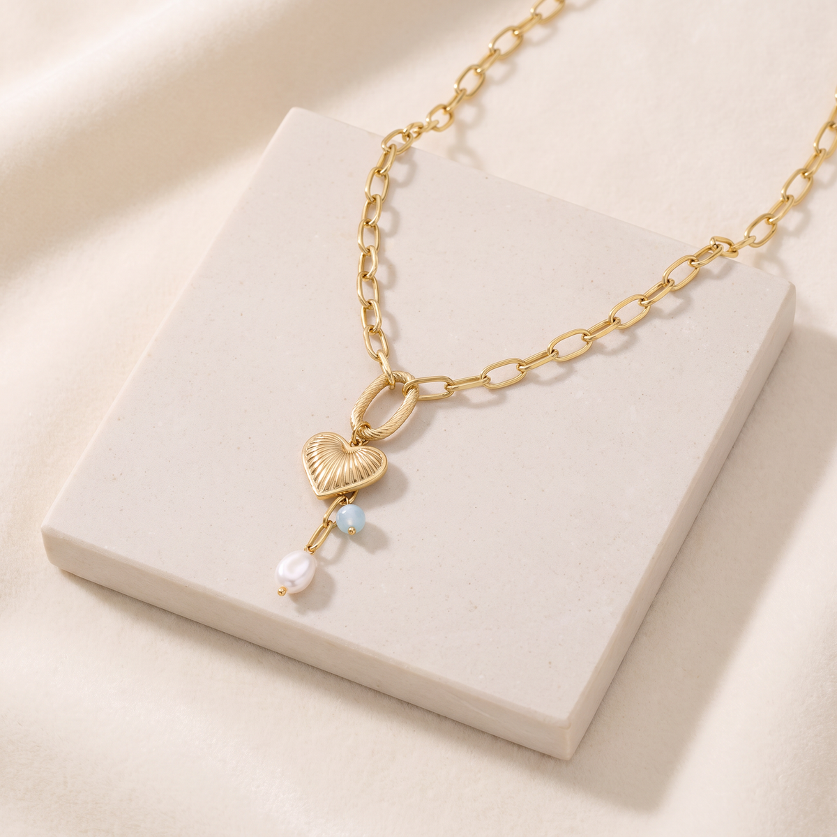 Collier cœur grosse maille — Doré