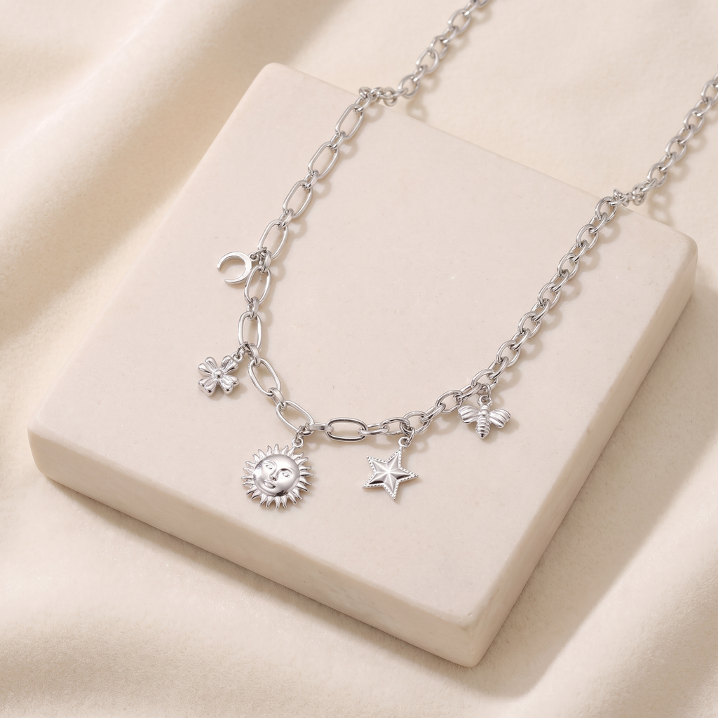 Collier charms étoile et soleil — Argenté