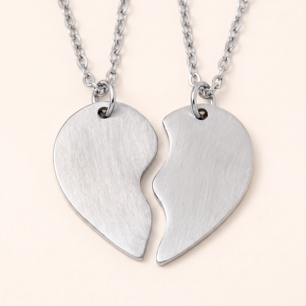 Collier cœur meilleure amie, détail du motif, argenté