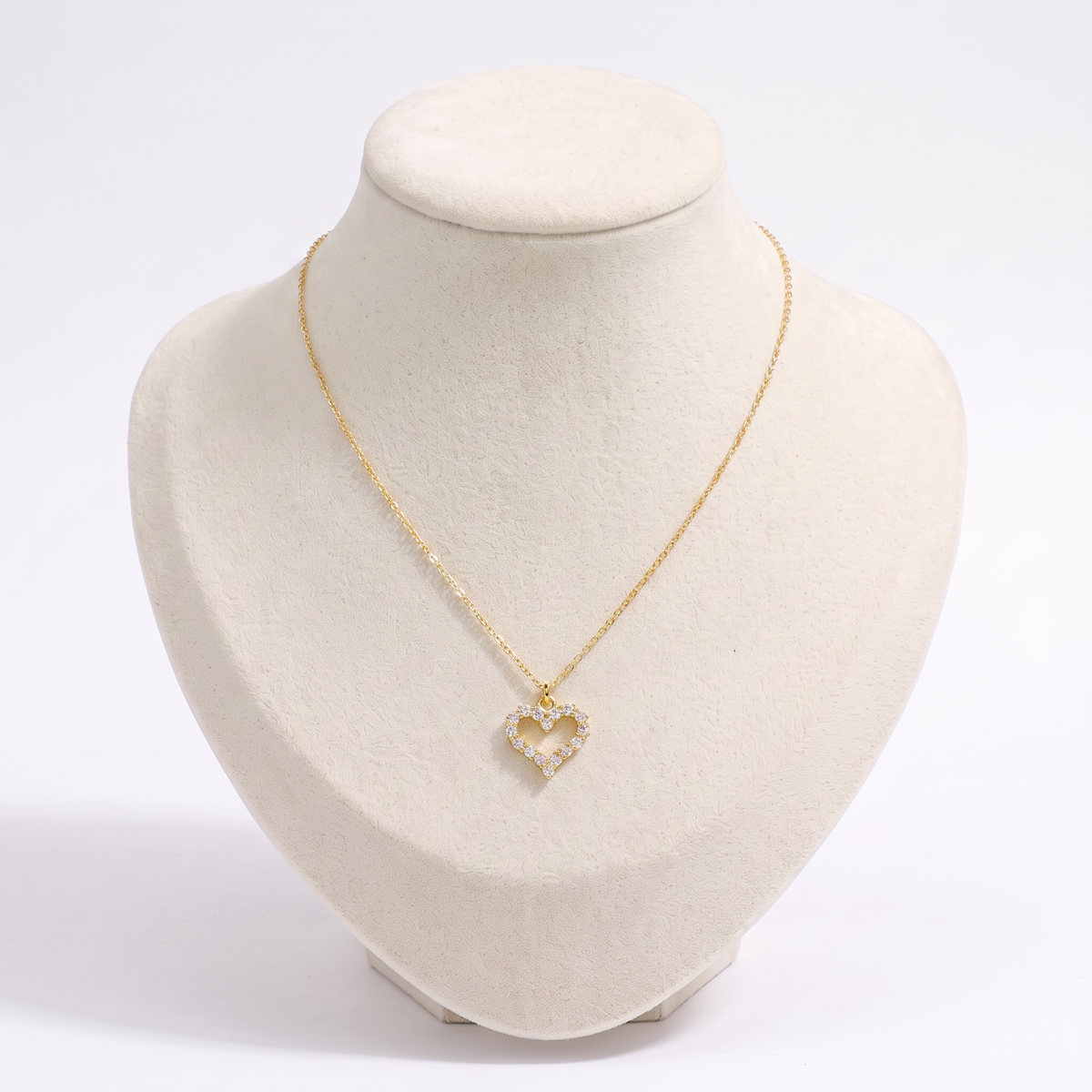 Collier cœur à strass, vue de face, doré