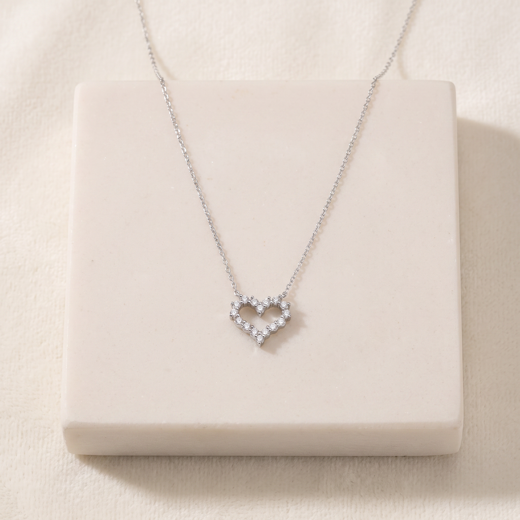Collier cœur à strass — Argenté