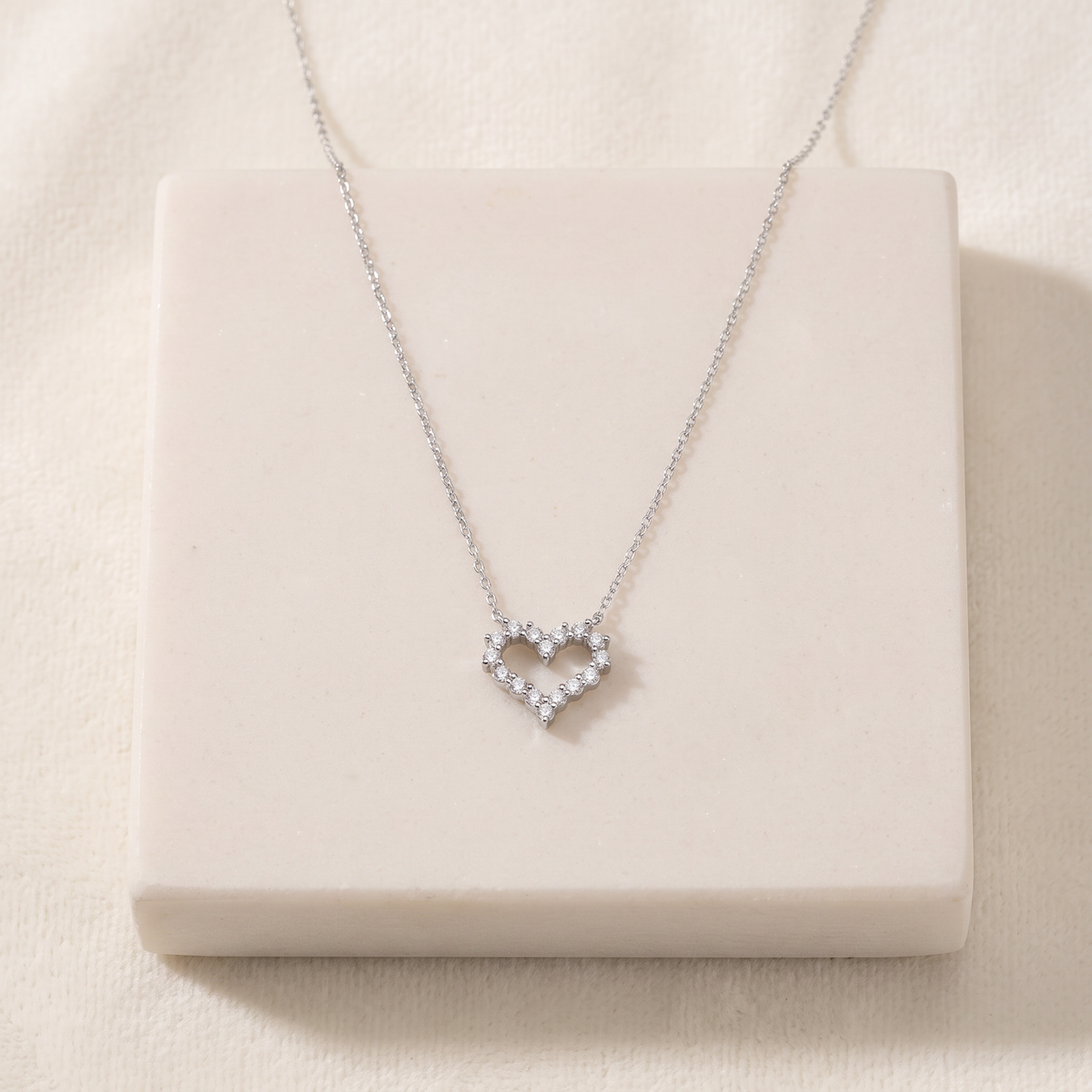 Collier cœur à strass — Argenté